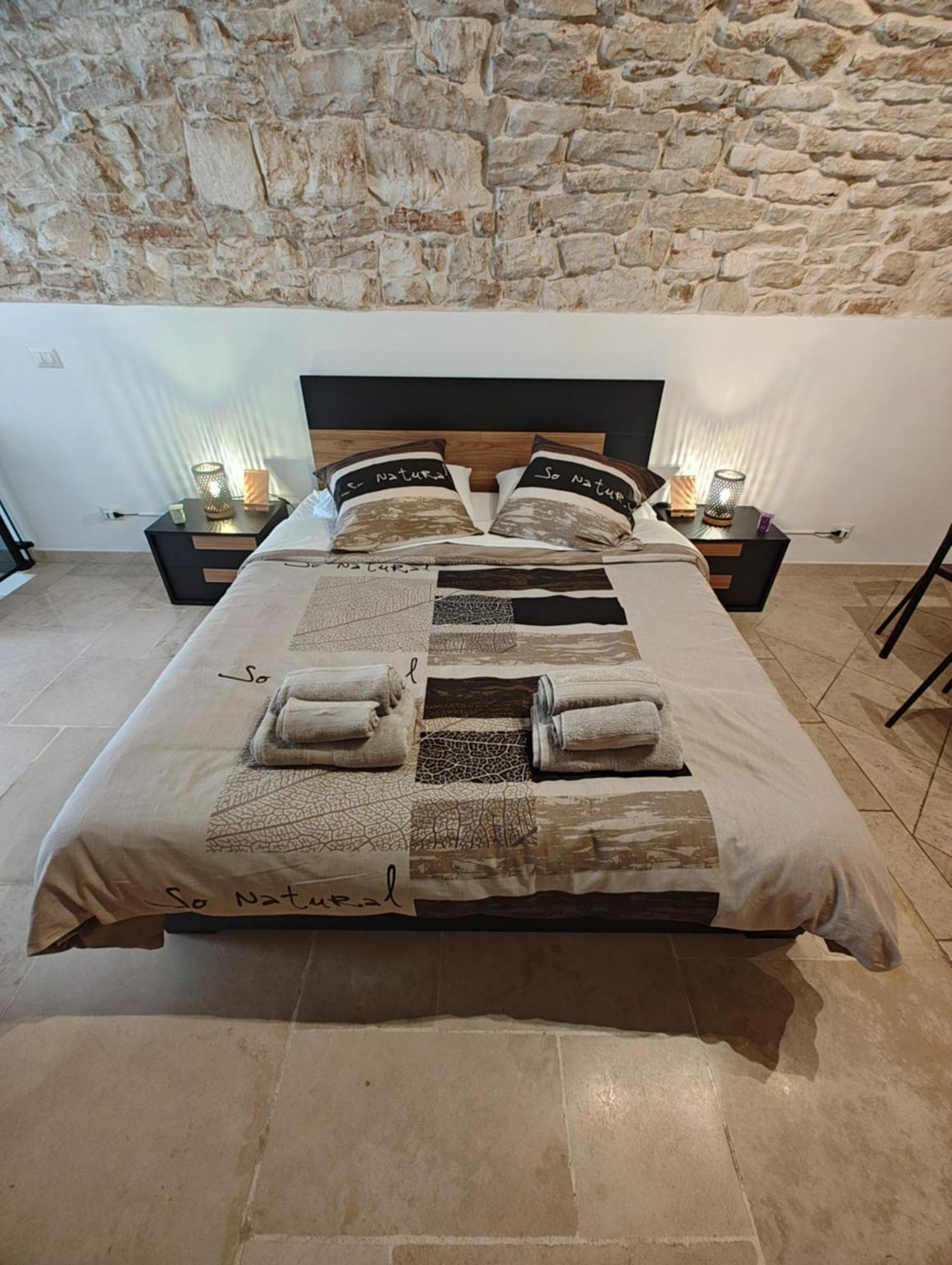 Pied-a-terre 13